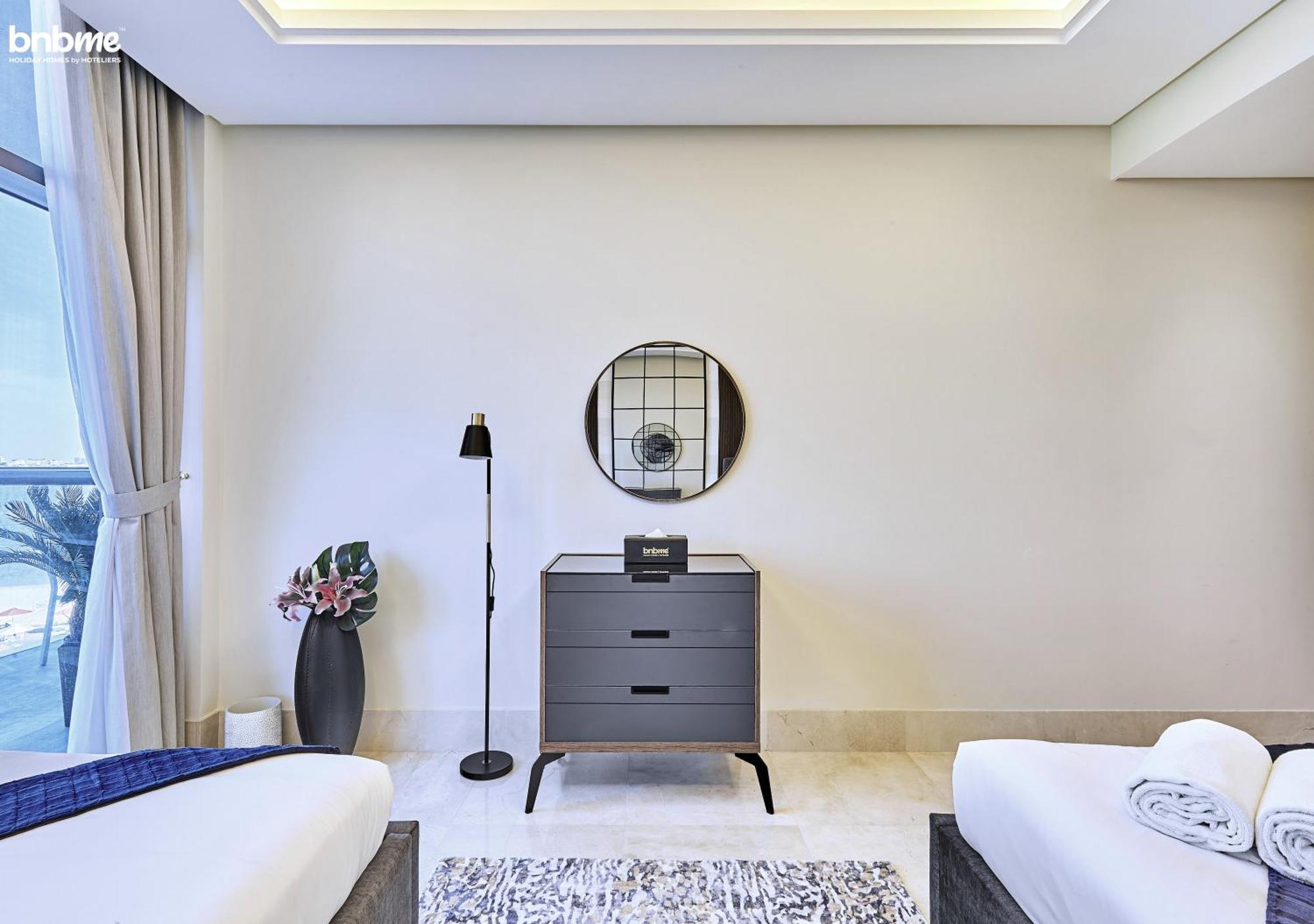 Bnbme - Th8 Palm Hotel Dubai Ngoại thất bức ảnh